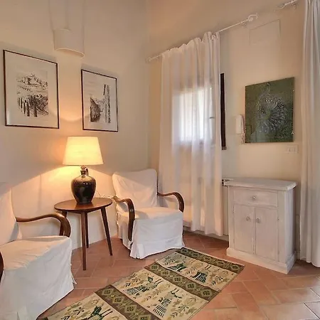 Countryhousenazzano Gelsomino 度假居 *